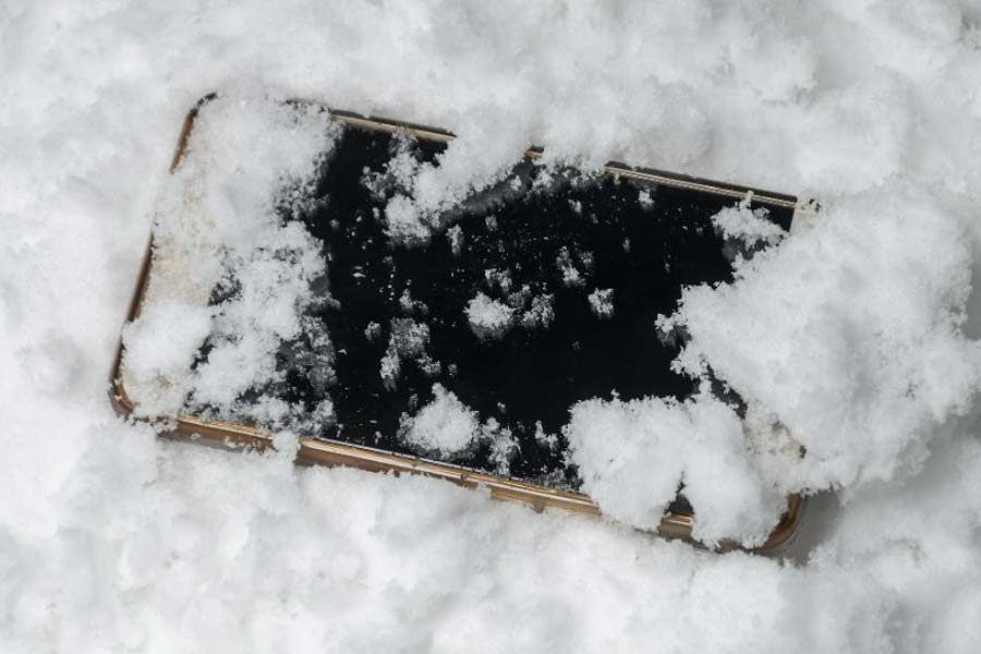 Very cold or hot place