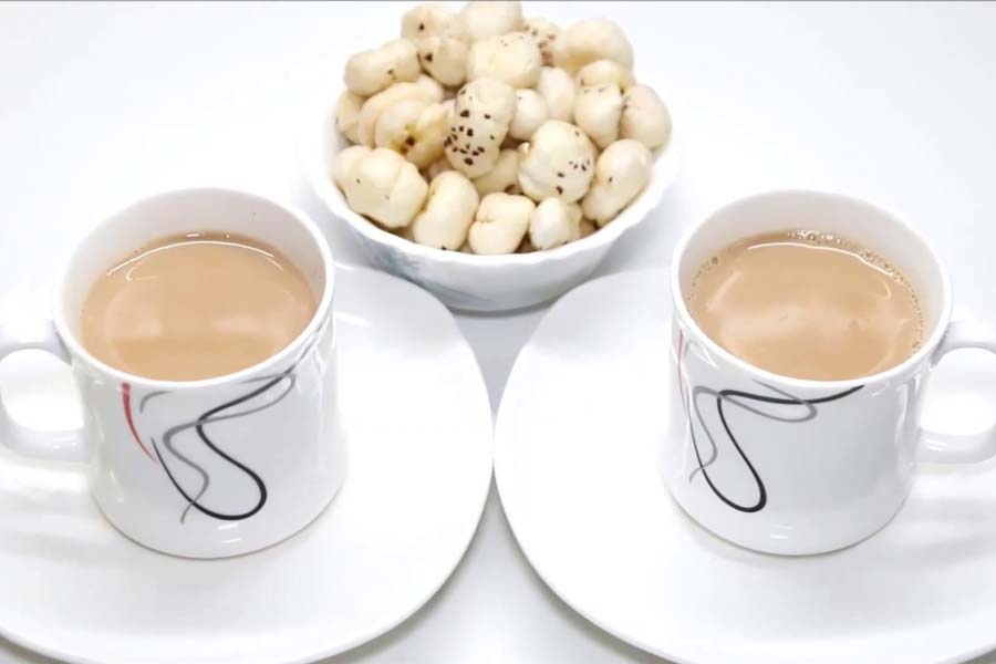 Maa Ke Hath Ki Chai
