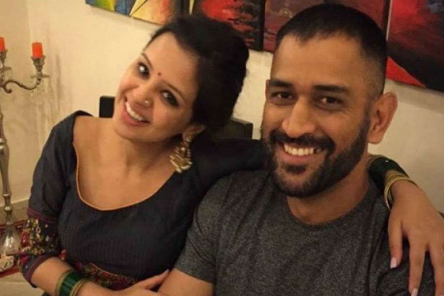 MS Dhoni and Wife Sakshi Dhoni