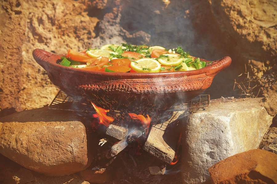 6 Surprising Benefits of Using Clay Pots for Cooking