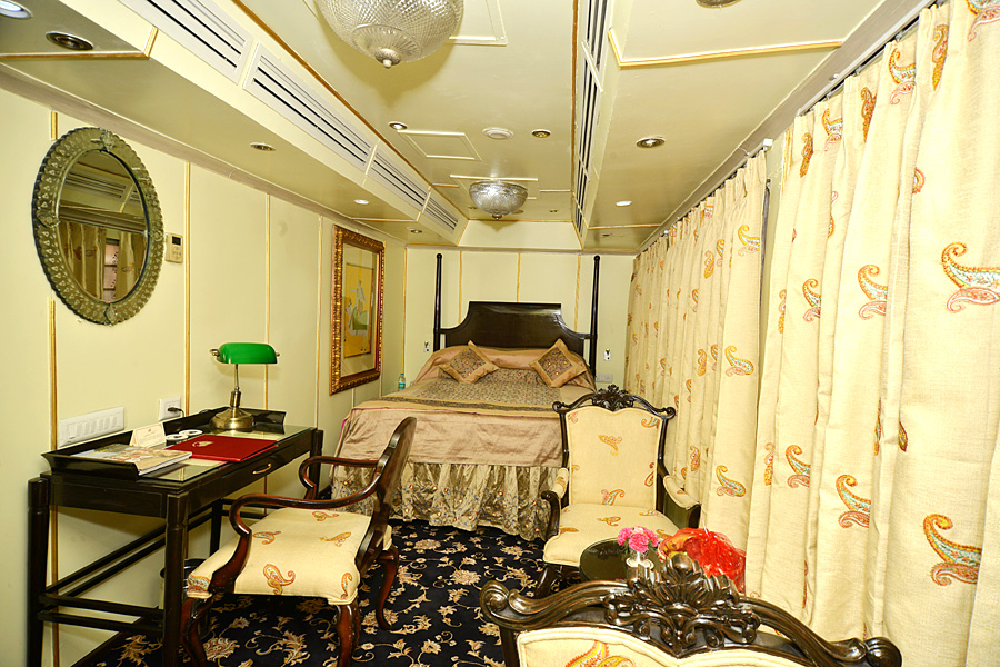 Palace on Wheels