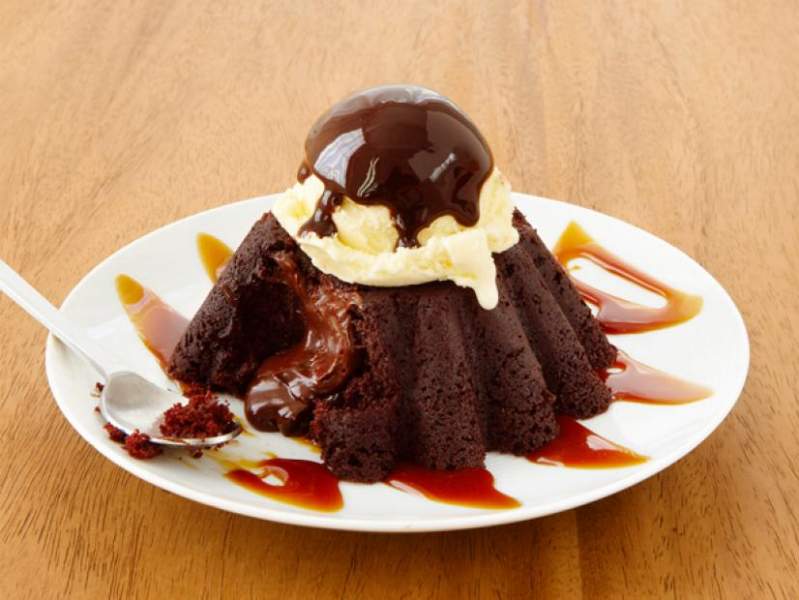 Molten Chocolate Cake