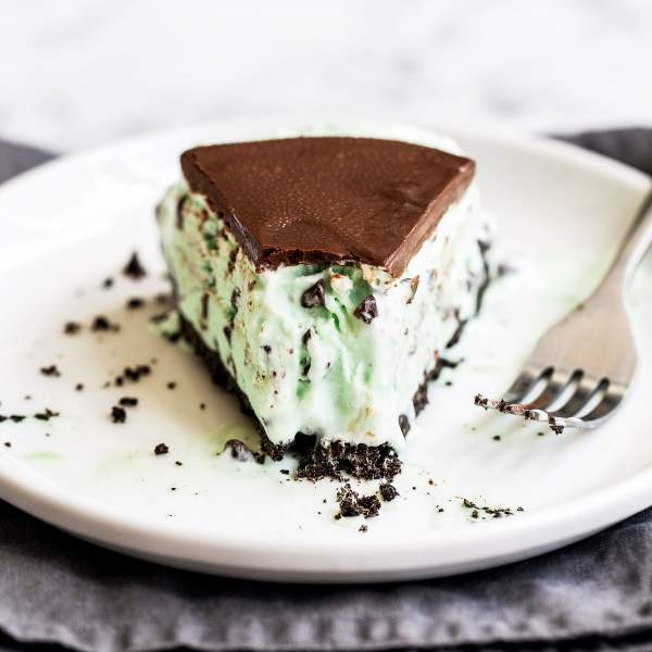 Mint Chip Ice Cream Pie