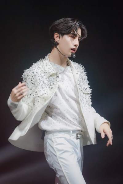 Mark Tuan Bio, Age, Career, Family, Net Worth and Facts