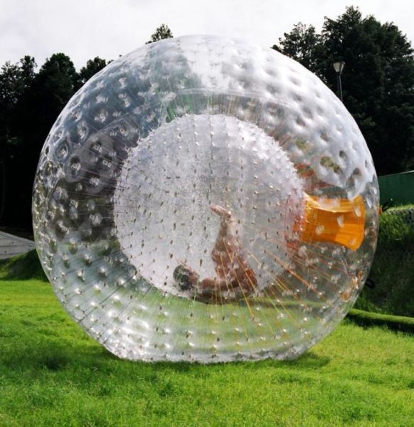 Land Zorb ball