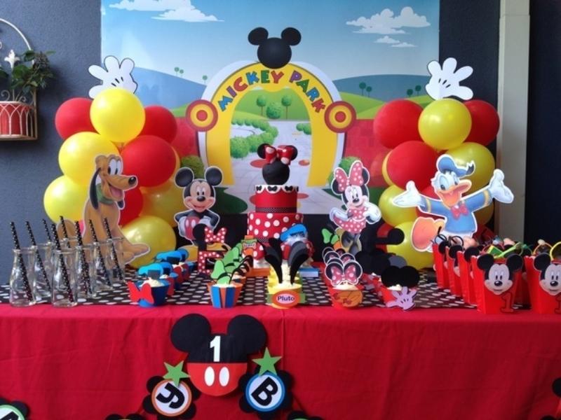 Disney theme party