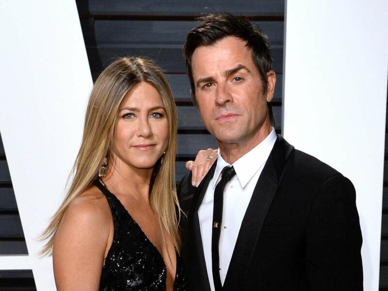 Do Jenifer Aniston and Jon Hamm have a romantic relationship?